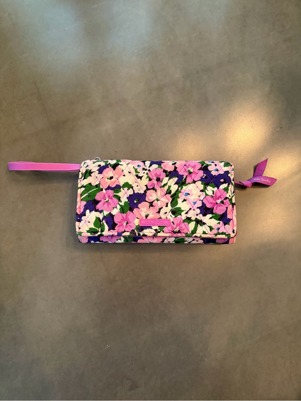 Vera Bradley Pink Floral Quilted Clutch Wallet Cottagecore Preppy - Picture 2 of 7